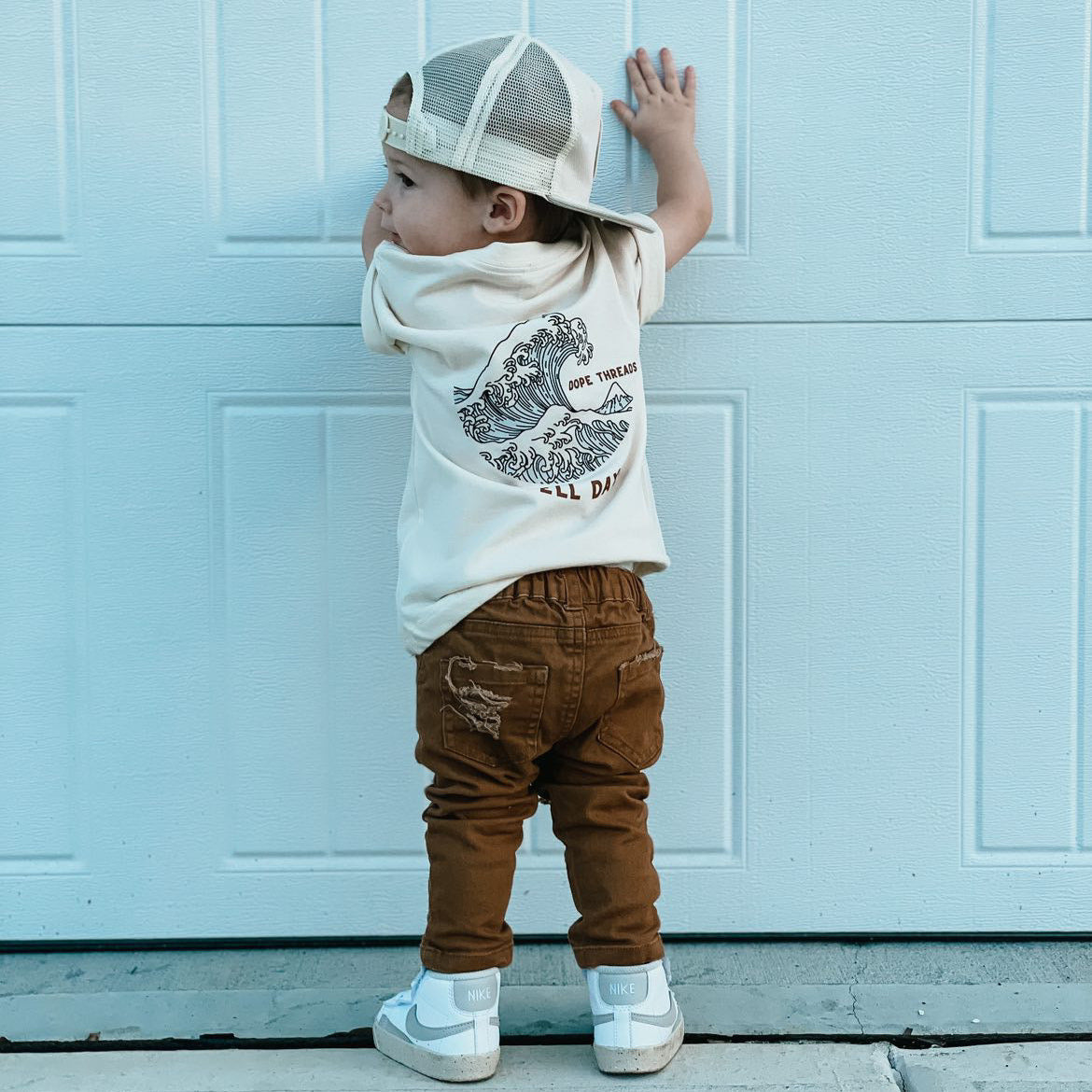 100% ORGANIC COTTON DOPE THREADS SWELL DAYS TEE