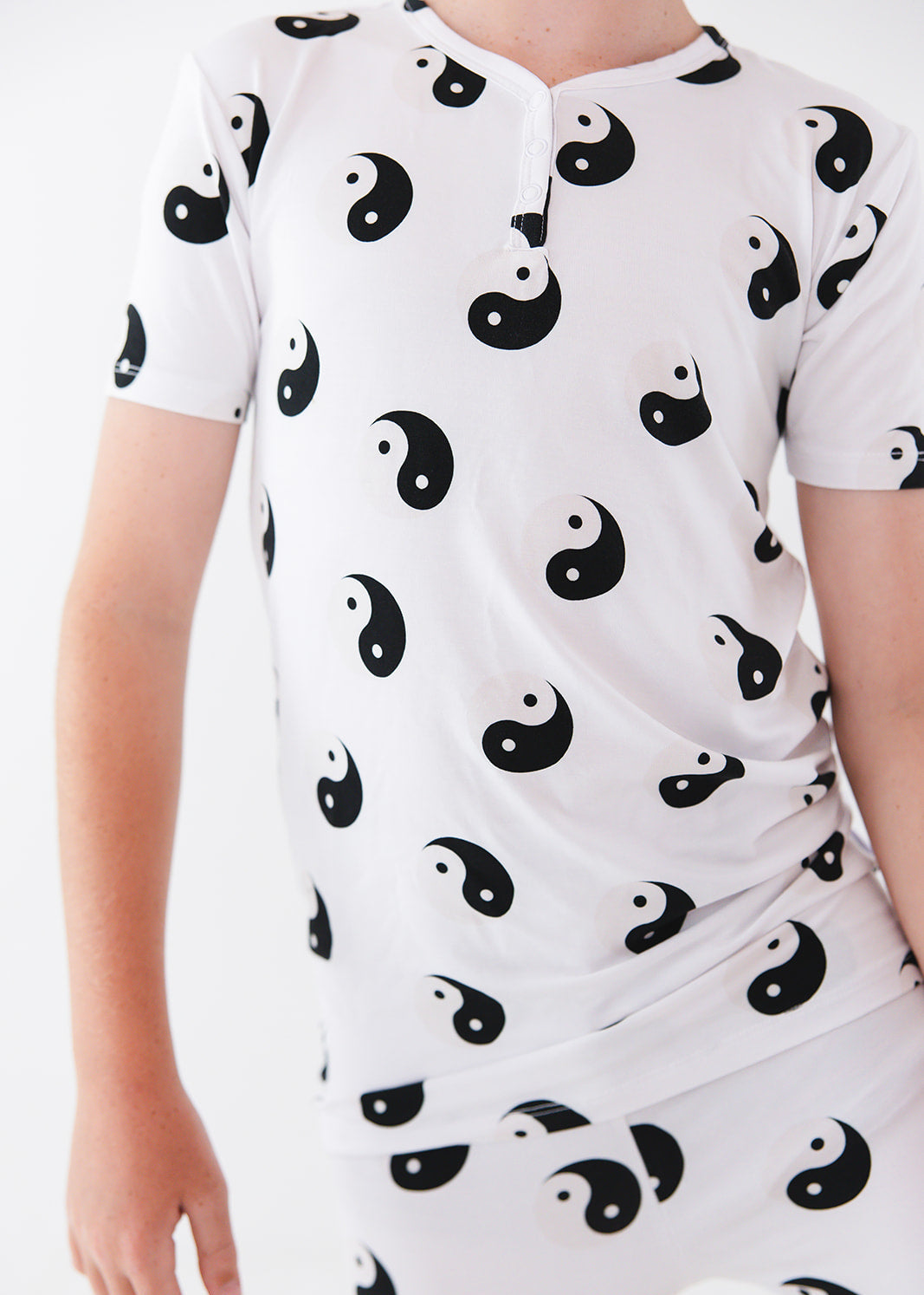 Bamboo two piece pajama set with yin & yang print for babies, toddlers and little kids.