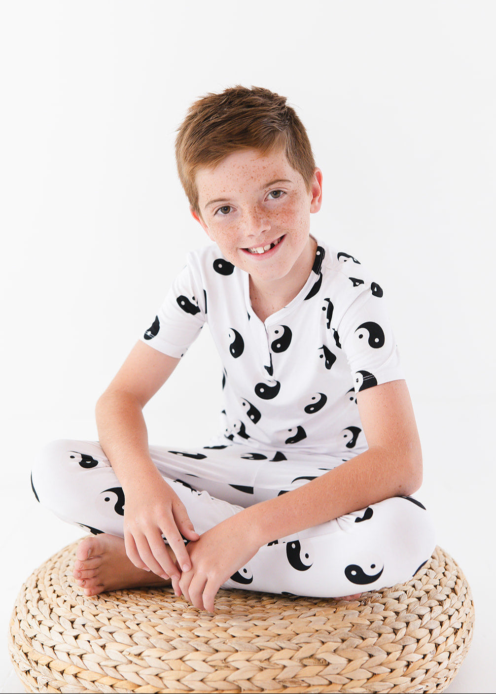 Bamboo two piece pajama set with yin & yang print for babies, toddlers and little kids.
