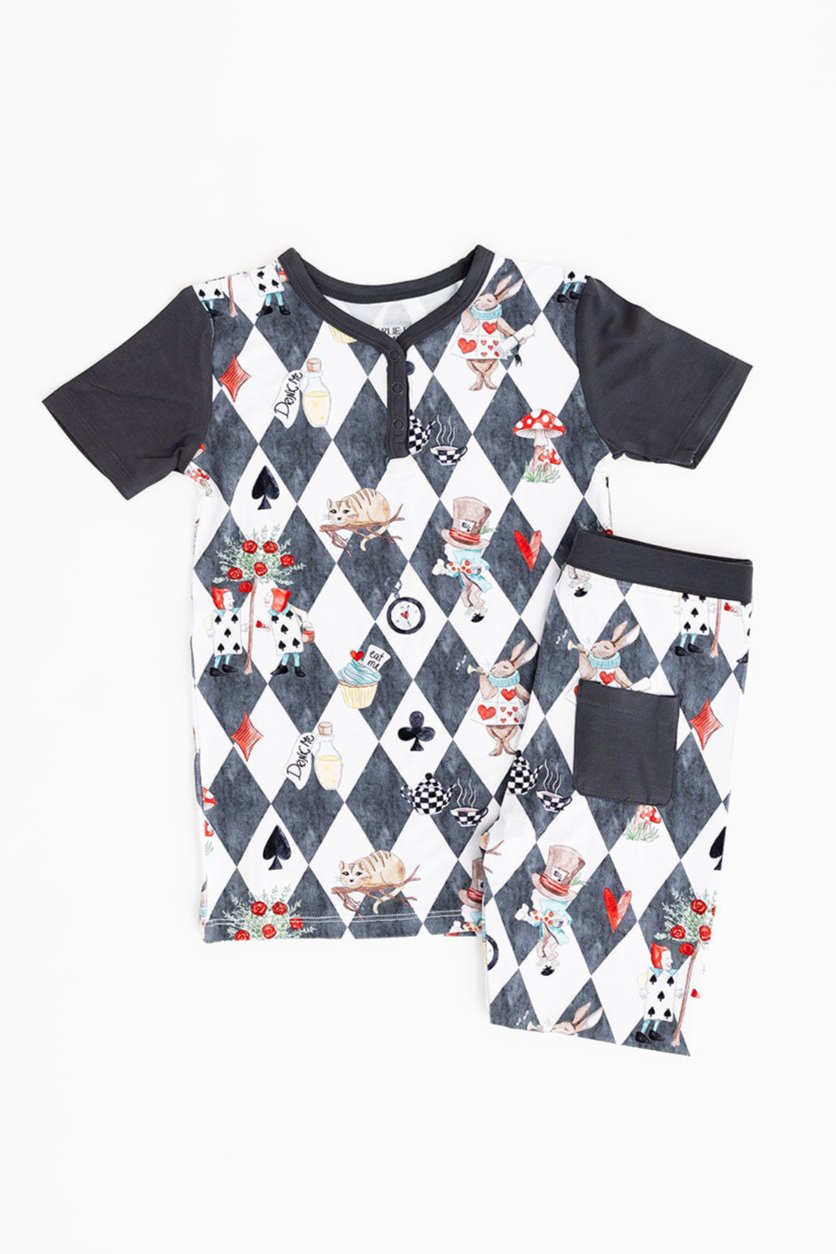 Vintage Alice in Wonderland bamboo pajama set for toddler boys and girls. Gender neutral bamboo pajamas with button down collar and back pocket for summer and winter.