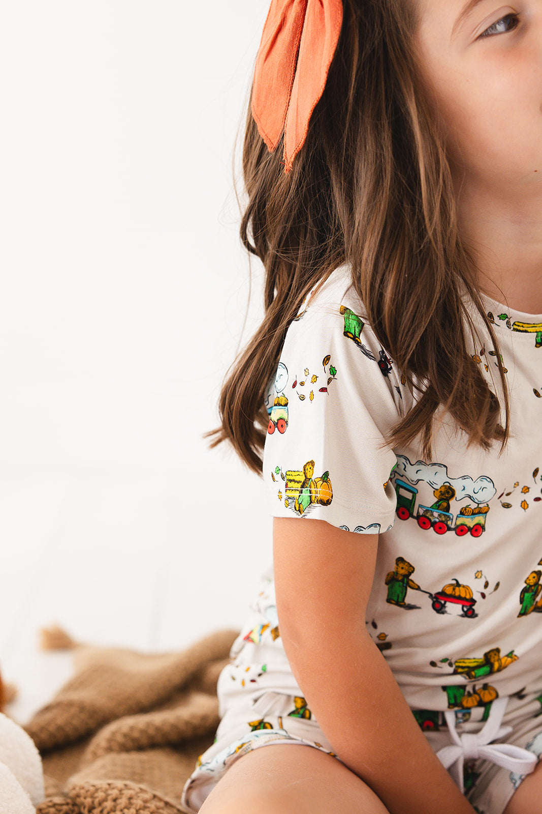 Bamboo shorts and t-shirt set for baby and toddler boys and girls with Corduroy book print.
