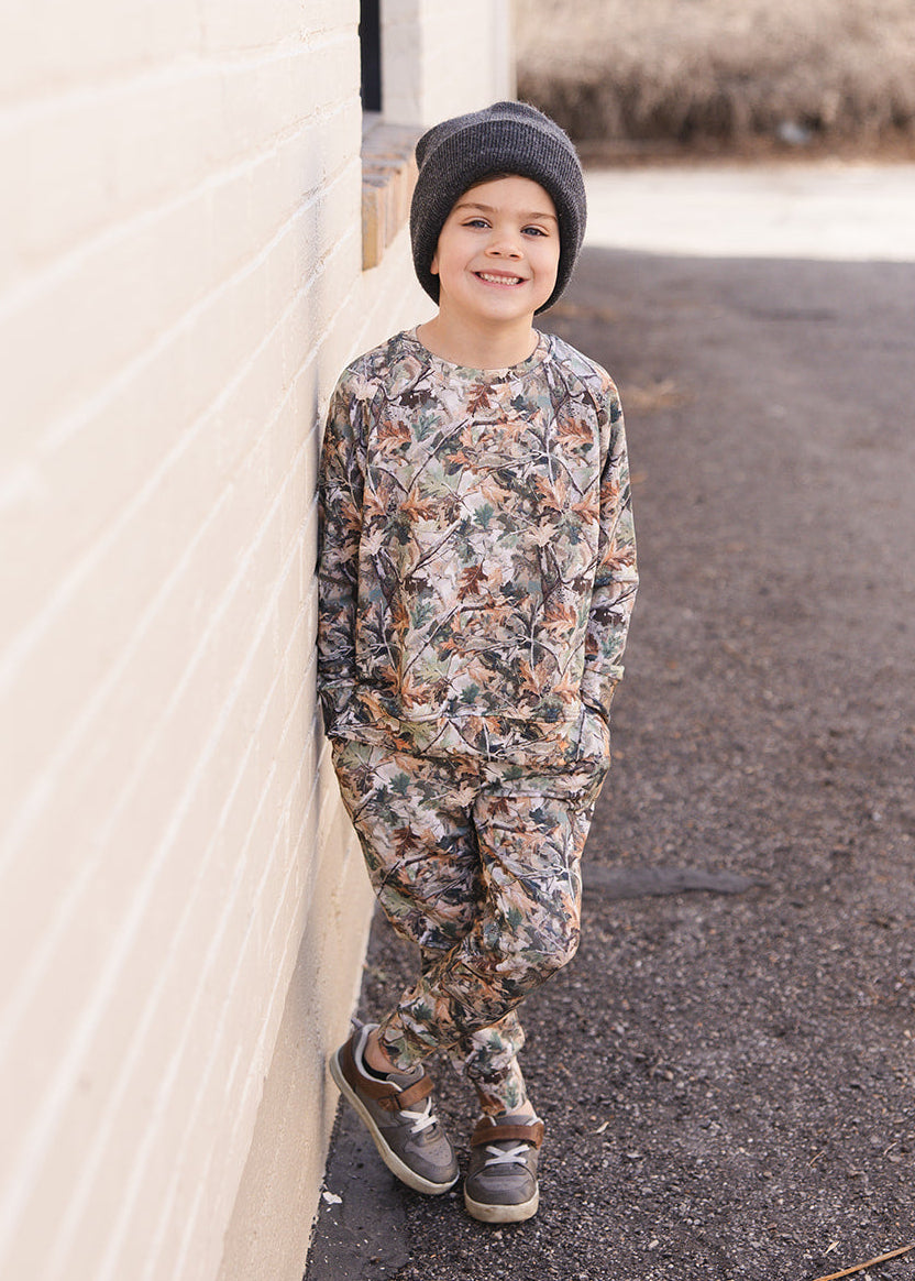 Camo outfit jogger set made from bamboo french terry for toddlers and little boys and girls.