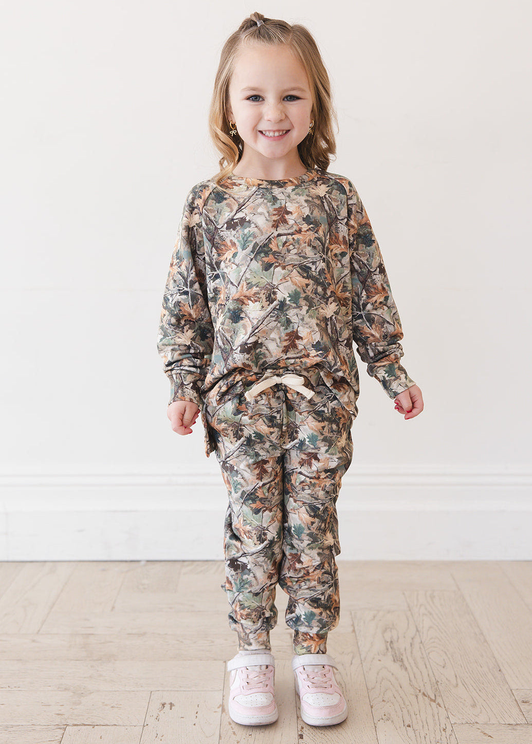 Camo outfit jogger set made from bamboo french terry for toddlers and little boys and girls.