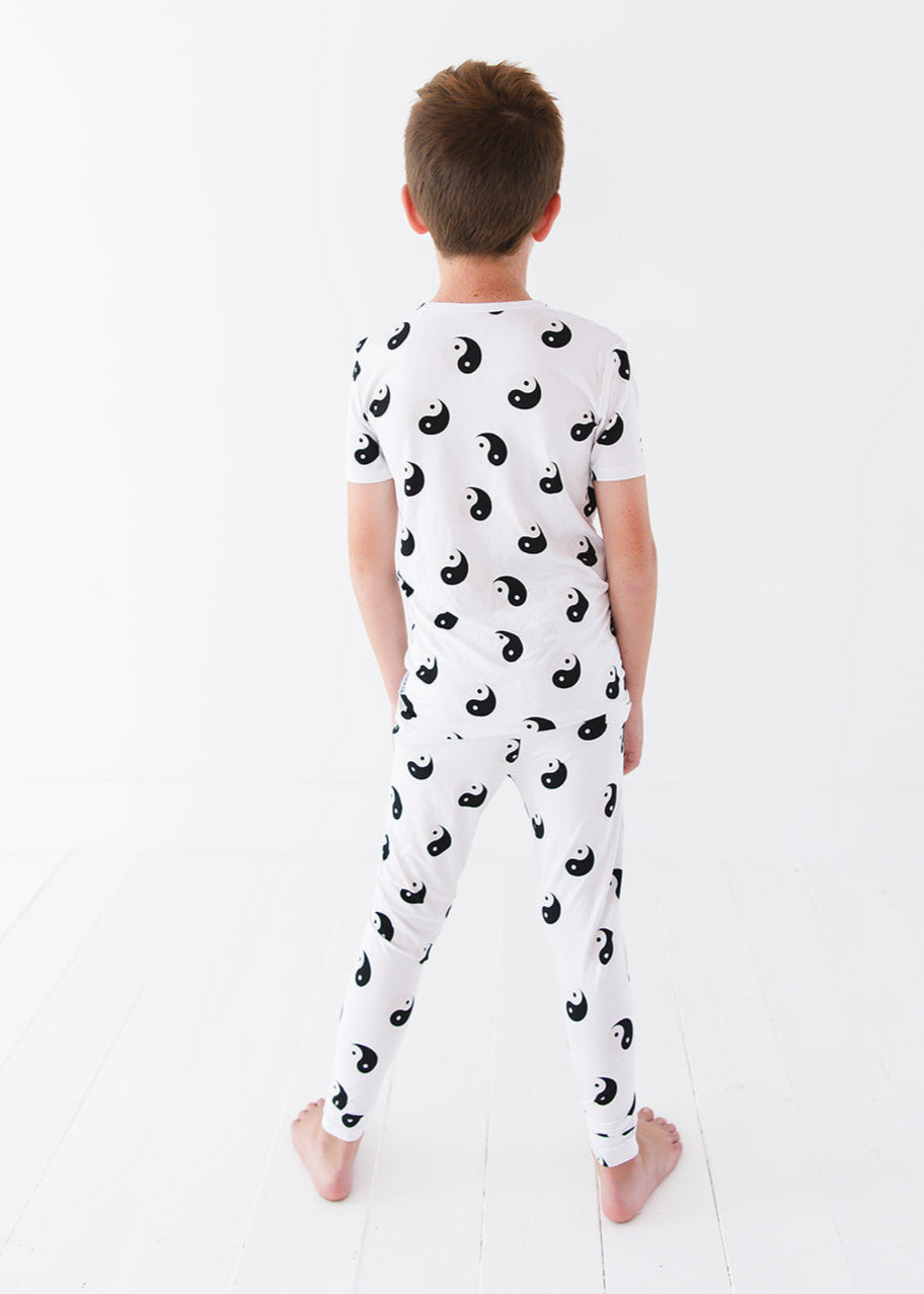 Bamboo two piece pajama set with yin & yang print for babies, toddlers and little kids.