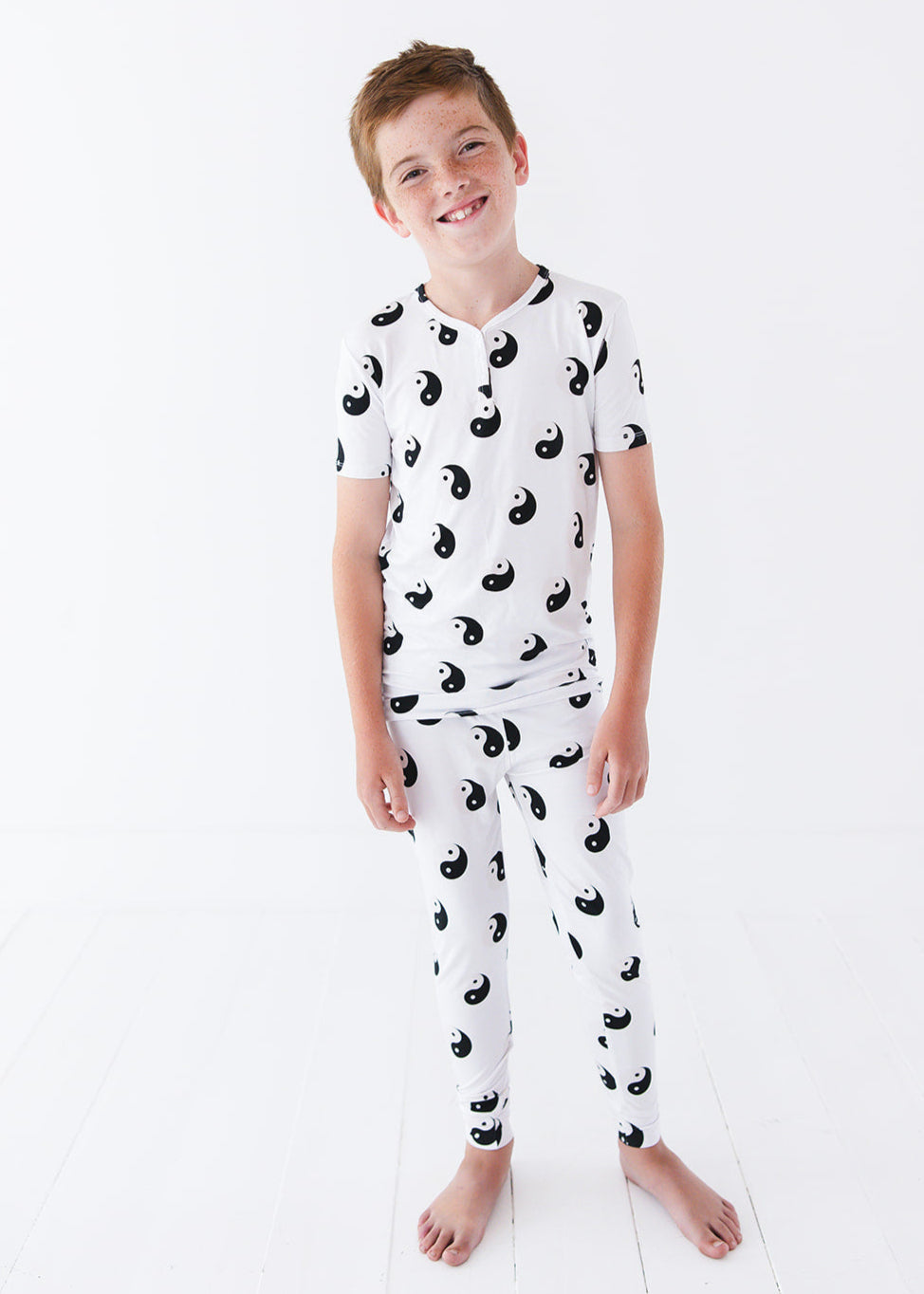 Bamboo two piece pajama set with yin & yang print for babies, toddlers and little kids.