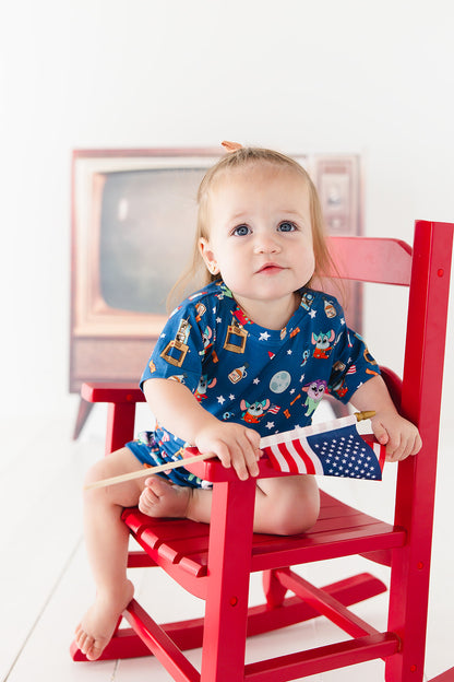 Daily Wire and Bentkey's Chip Chilla bamboo shorts and t-shirt set for babies and toddlers. Baby girl and boy's bamboo daywear set with pockets and drawstring.