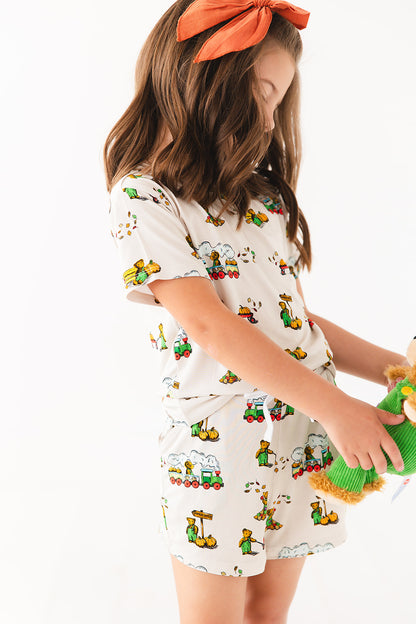 Bamboo shorts and t-shirt set for baby and toddler boys and girls with Corduroy book print.