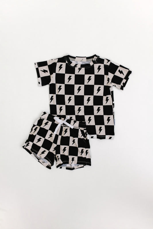 Bamboo daywear set  for boys and girls that is also gender neutral and has a checkered and lightning bolt print.