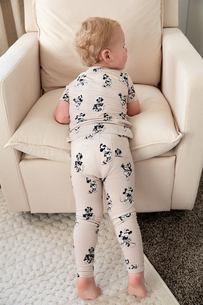 Gender neutral mickey mouse and minnie mouse bamboo pajama set for baby and toddler boys and girls.