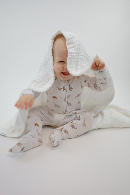 White 100% cotton muslin quilt, blanket or towel for baby girls, baby boys or toddlers.